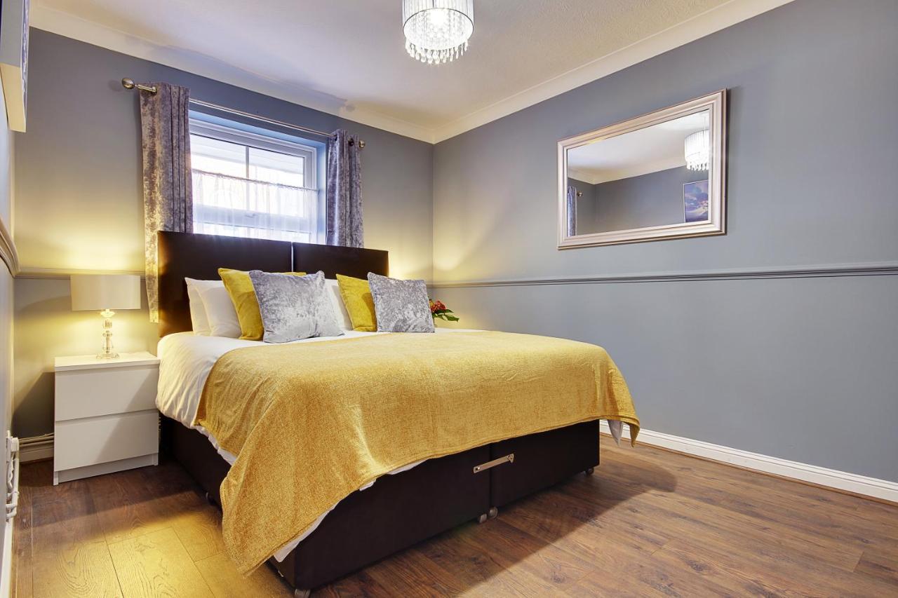 14 Oxford Mews - 5 Star Living For Up To 10 People Villa Southampton Exteriör bild