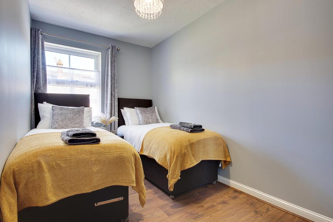 14 Oxford Mews - 5 Star Living For Up To 10 People Villa Southampton Exteriör bild